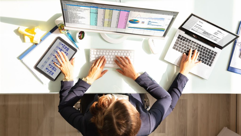 Dual Monitor Setup for Remote Work
