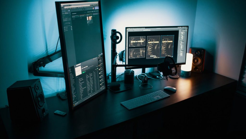 Benefits Dual Monitors for Remote Work