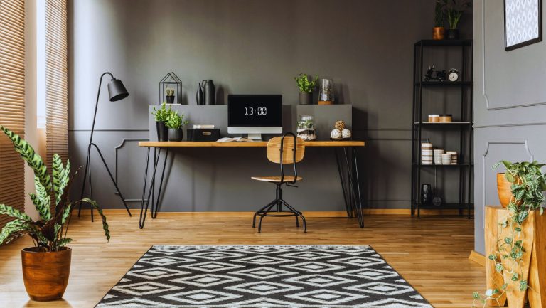 The Ultimate Guide to Setting Up an Ergonomic Home Office
